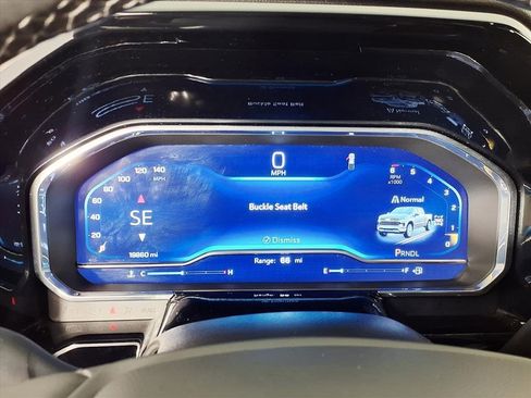 Used 2024 Chevrolet Silverado 1500 LT image 8