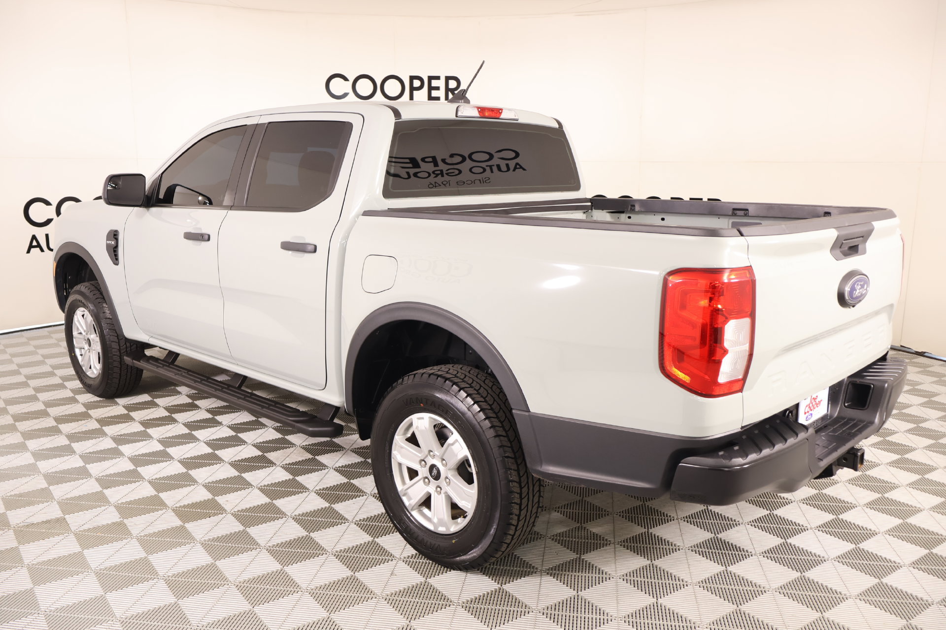 Used 2024 Ford Ranger XL w/ Trailer Tow Package RWD image 21