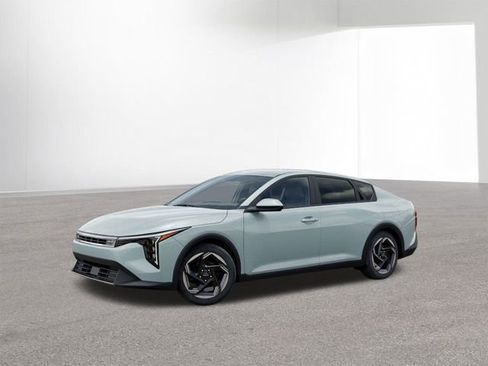 New 2025 Kia K4 EX image 3