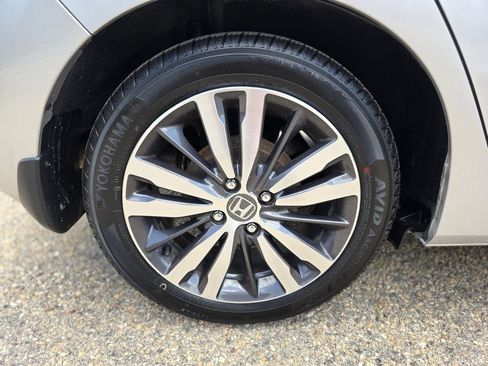 Used 2015 Honda Fit EX image 47
