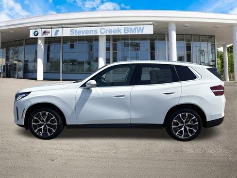 Used 2025 BMW X3 xDrive30i w/ Convenience Package image 2