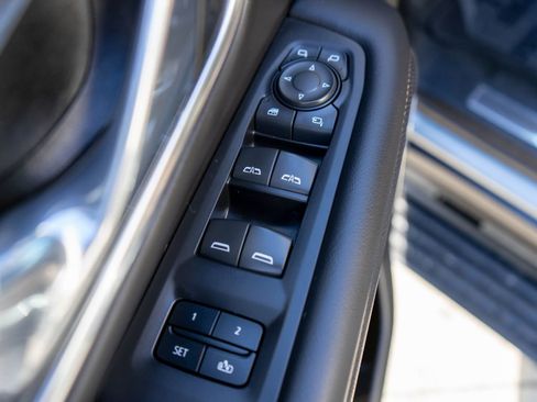 Certified 2024 GMC Yukon AT4 w/ AT4 Premium Package AWD/4WD image 20