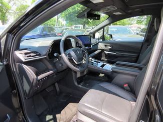 Used 2025 Toyota Sienna Platinum AWD/4WD video 2