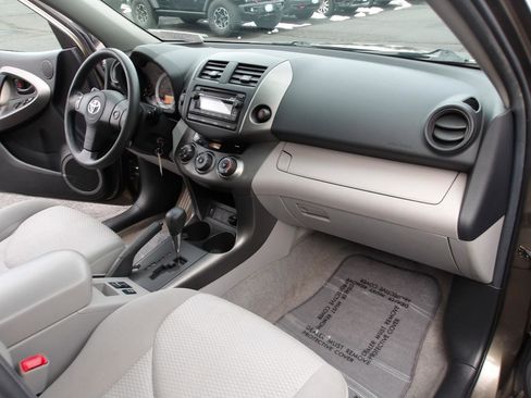 Used 2012 Toyota RAV4 LE w/ Upgrade Value Pkg image 13