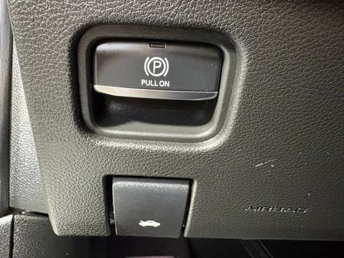 Used 2023 Jeep Grand Cherokee L Laredo AWD/4WD image 26