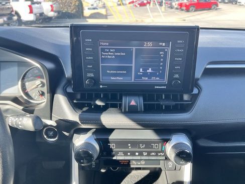 Used 2021 Toyota RAV4 XLE image 13