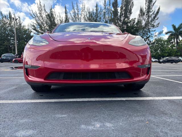 Used 2022 Tesla Model Y Long Range AWD/4WD image 6