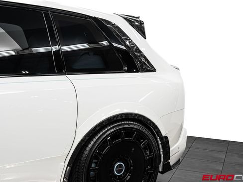 Used 2025 Rolls-Royce Cullinan AWD/4WD image 26