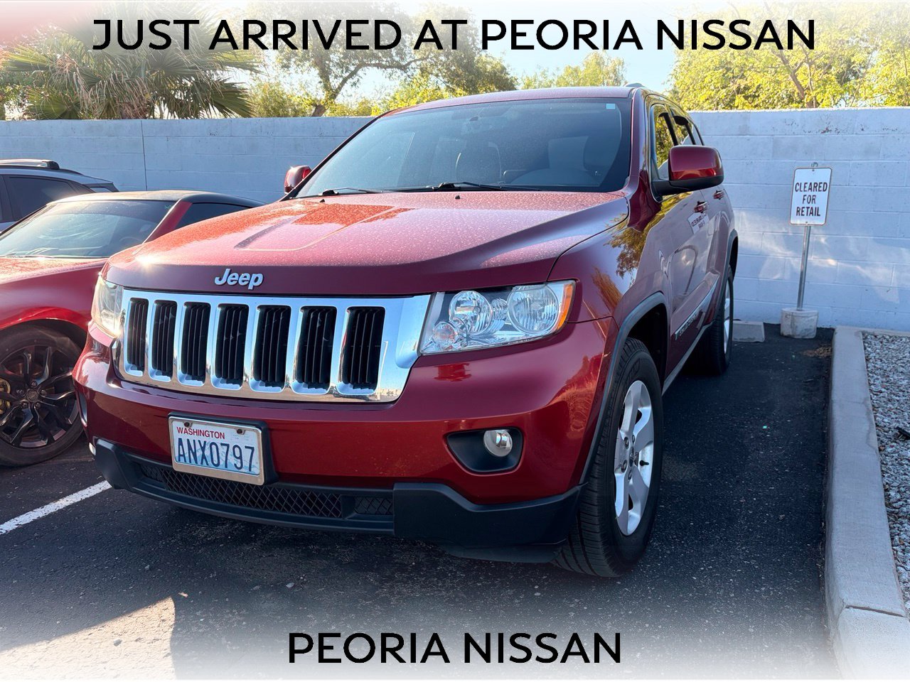 Used 2012 Jeep Grand Cherokee Laredo AWD/4WD image 1