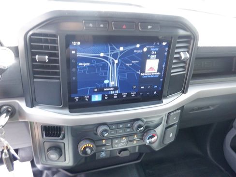 Used 2024 Ford F150 XL RWD image 18