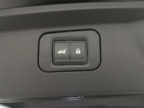 Certified 2025 INFINITI QX80 Sensory image 37