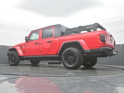 Used 2021 Jeep Gladiator Sport AWD/4WD image 46