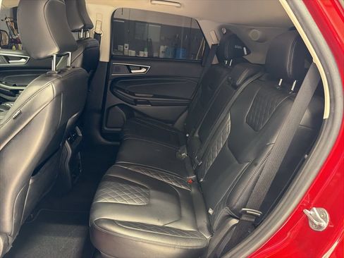 Used 2023 Ford Edge Titanium AWD/4WD image 23
