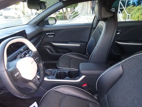 Used 2025 Kia K4 GT-Line FWD image 13