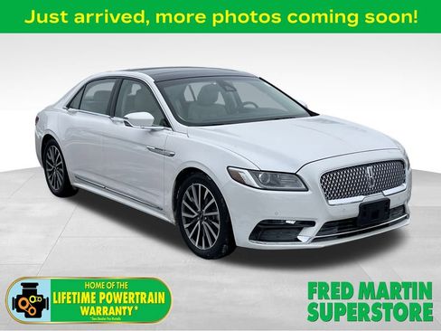 Used 2019 Lincoln Continental Select w/ Continental Climate Package image 1