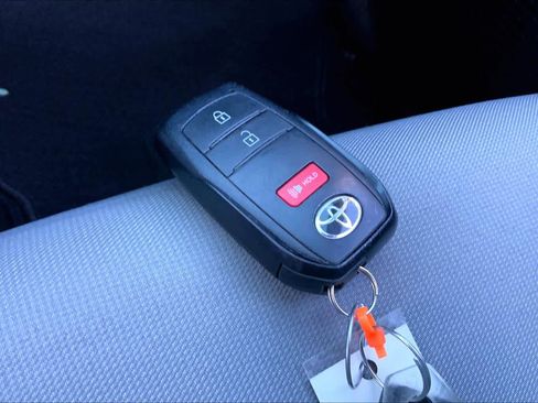 Used 2025 Toyota Tacoma SR5 image 14