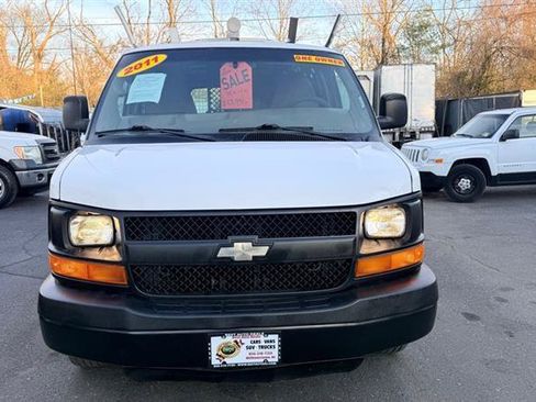 Used 2011 Chevrolet Express 2500 RWD image 7