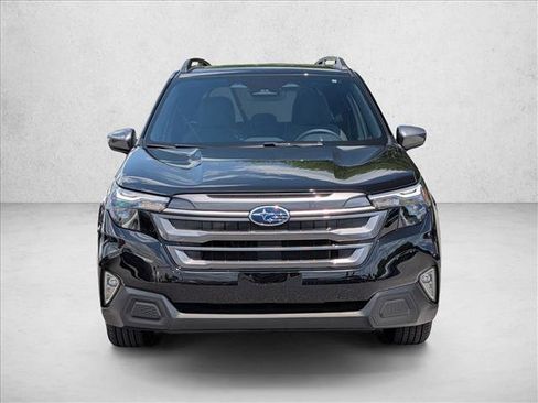 Certified 2025 Subaru Forester Premium w/ Convenience Package #1 AWD/4WD image 2