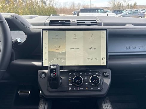 New 2026 Land Rover Defender 110 OCTA image 23
