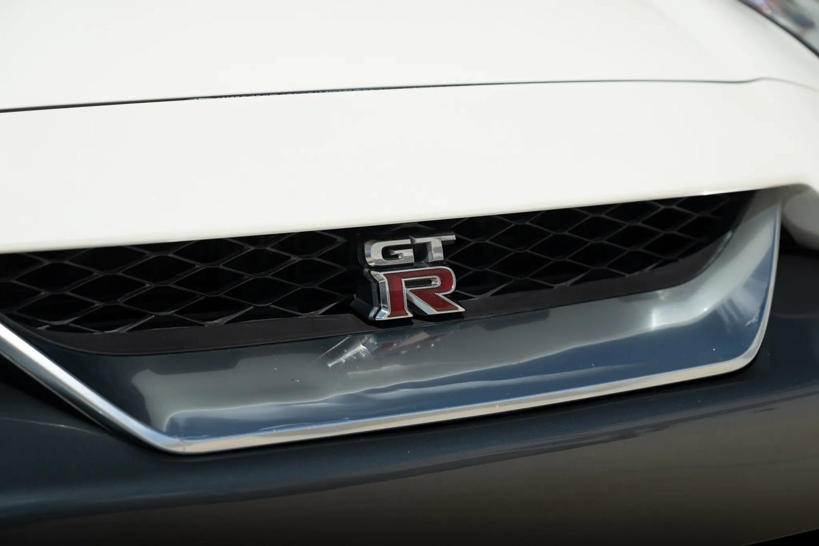 Used 2017 Nissan GT-R Premium w/ Premium Interior Package AWD/4WD image 94