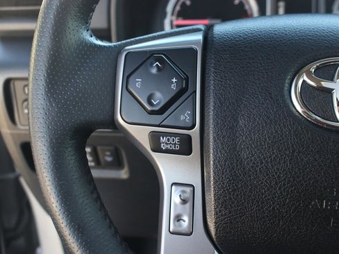 Used 2022 Toyota 4Runner Limited image 19