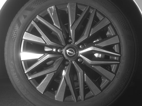 Used 2025 Nissan Altima 2.5 SV image 13