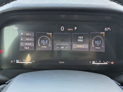 New 2025 Jeep Grand Cherokee Altitude image 29