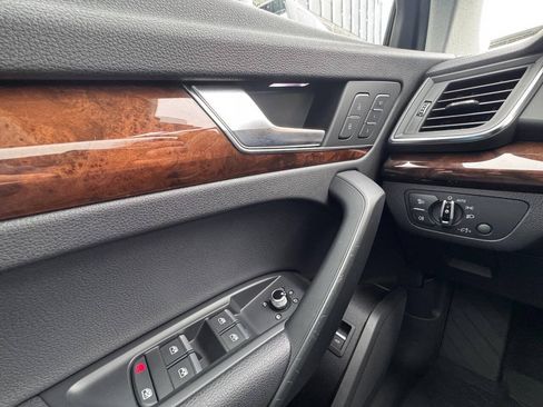 Used 2018 Audi Q5 2.0T Premium Plus w/ Premium Plus Package AWD/4WD image 28