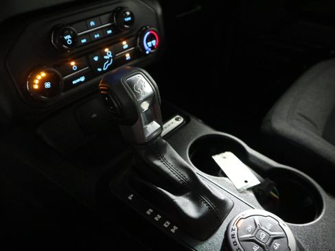 Used 2023 Ford Bronco 2-Door w/ Sasquatch Package AWD/4WD image 25