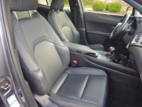 Used 2021 Lexus UX 250h w/ Accessory Package (Z2) image 16