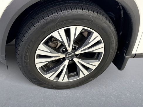 Used 2023 Nissan Rogue SV w/ SV Premium B Package AWD/4WD image 25