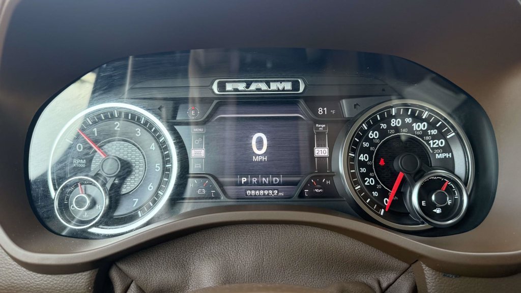 Used 2019 RAM 1500 Laramie AWD/4WD image 65
