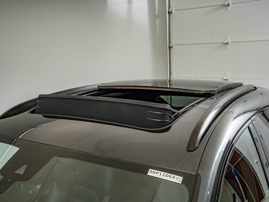 Certified 2026 Porsche Macan AWD/4WD image 23