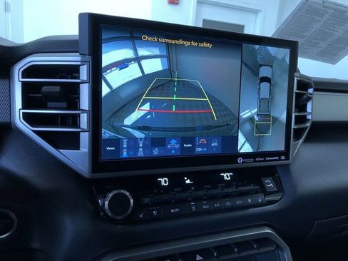 Used 2023 Toyota Tundra Limited image 22