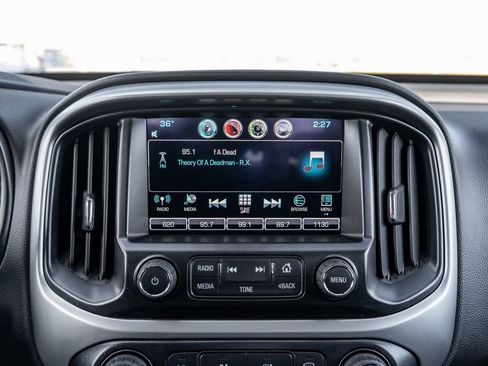 Used 2016 Chevrolet Colorado LT w/ LT Convenience Package RWD image 28