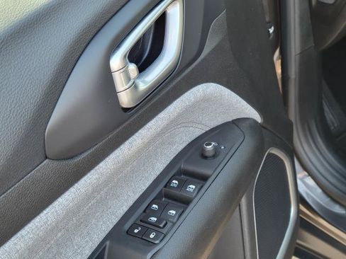 Used 2023 Jeep Compass Latitude AWD/4WD image 7