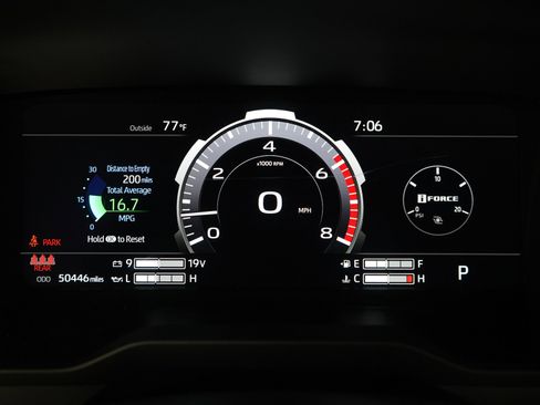 Used 2024 Toyota Tundra Limited AWD/4WD image 24