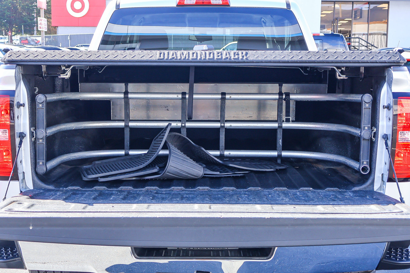 Used 2018 Chevrolet Silverado 1500 LT w/ LT Eassist Package AWD/4WD image 14