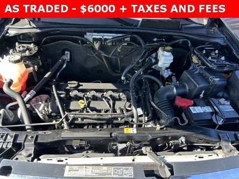 Used 2012 Ford Escape XLT image 11