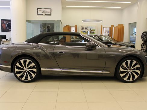 New 2026 Bentley Continental GTC image 5