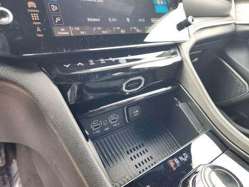 New 2026 Jeep Grand Cherokee Limited AWD/4WD image 16