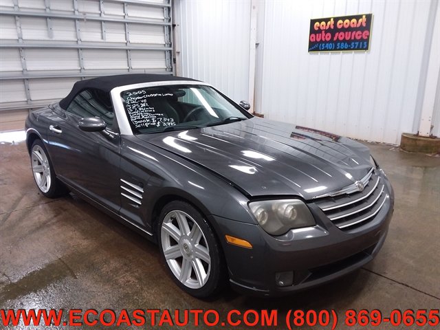 Used 2005 Chrysler Crossfire Limited RWD image 3