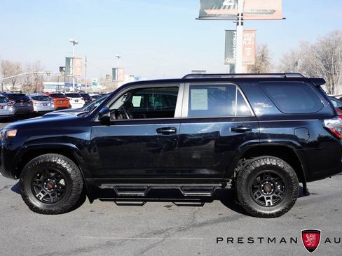 Used 2024 Toyota 4Runner TRD Off-Road Premium image 20