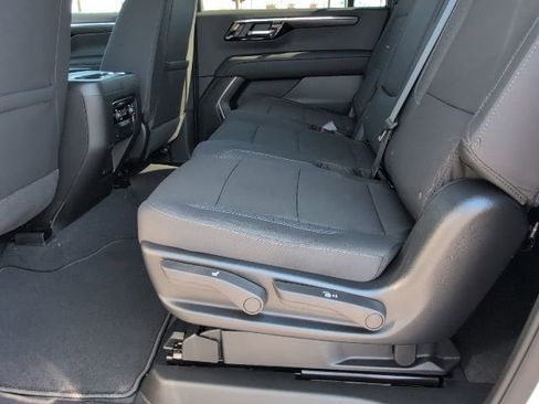 New 2026 Chevrolet Suburban LS w/ Max Trailering Package image 7