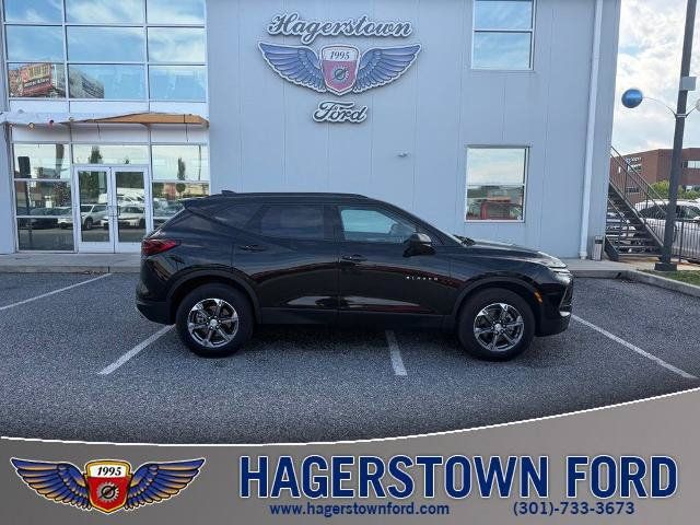 Used 2024 Chevrolet Blazer LT w/ Convenience Package FWD image 1