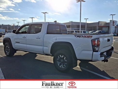 Certified 2023 Toyota Tacoma TRD Off-Road image 4