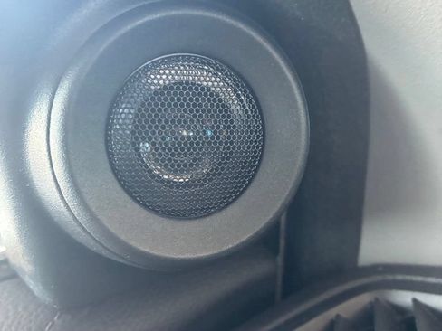 Used 2018 Honda CR-V Touring image 26