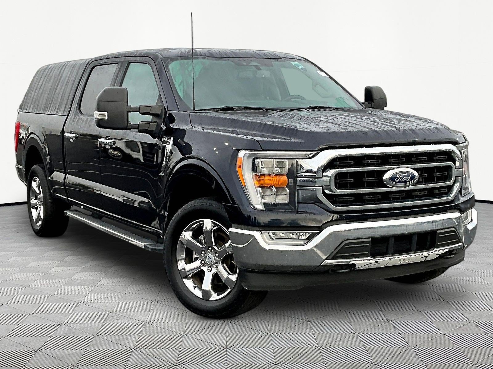 Used 2023 Ford F150 XLT w/ Equipment Group 302A High AWD/4WD image 3