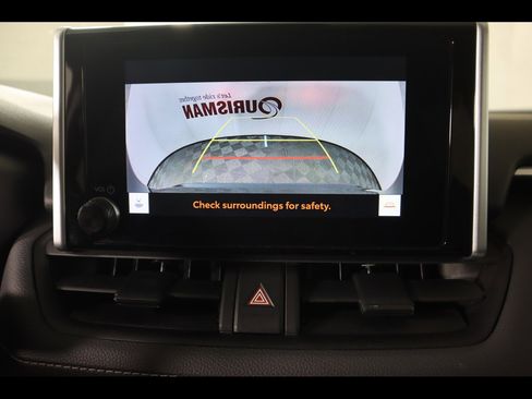 Used 2023 Toyota RAV4 XLE AWD/4WD image 29