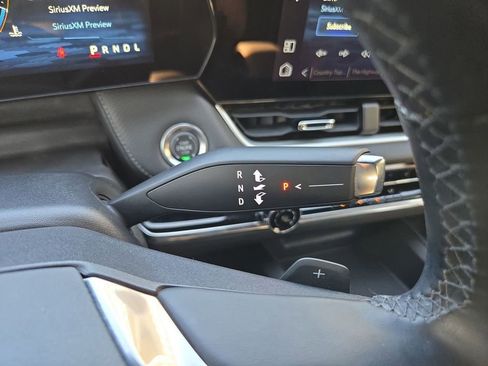 Used 2025 Chevrolet Equinox LT image 20